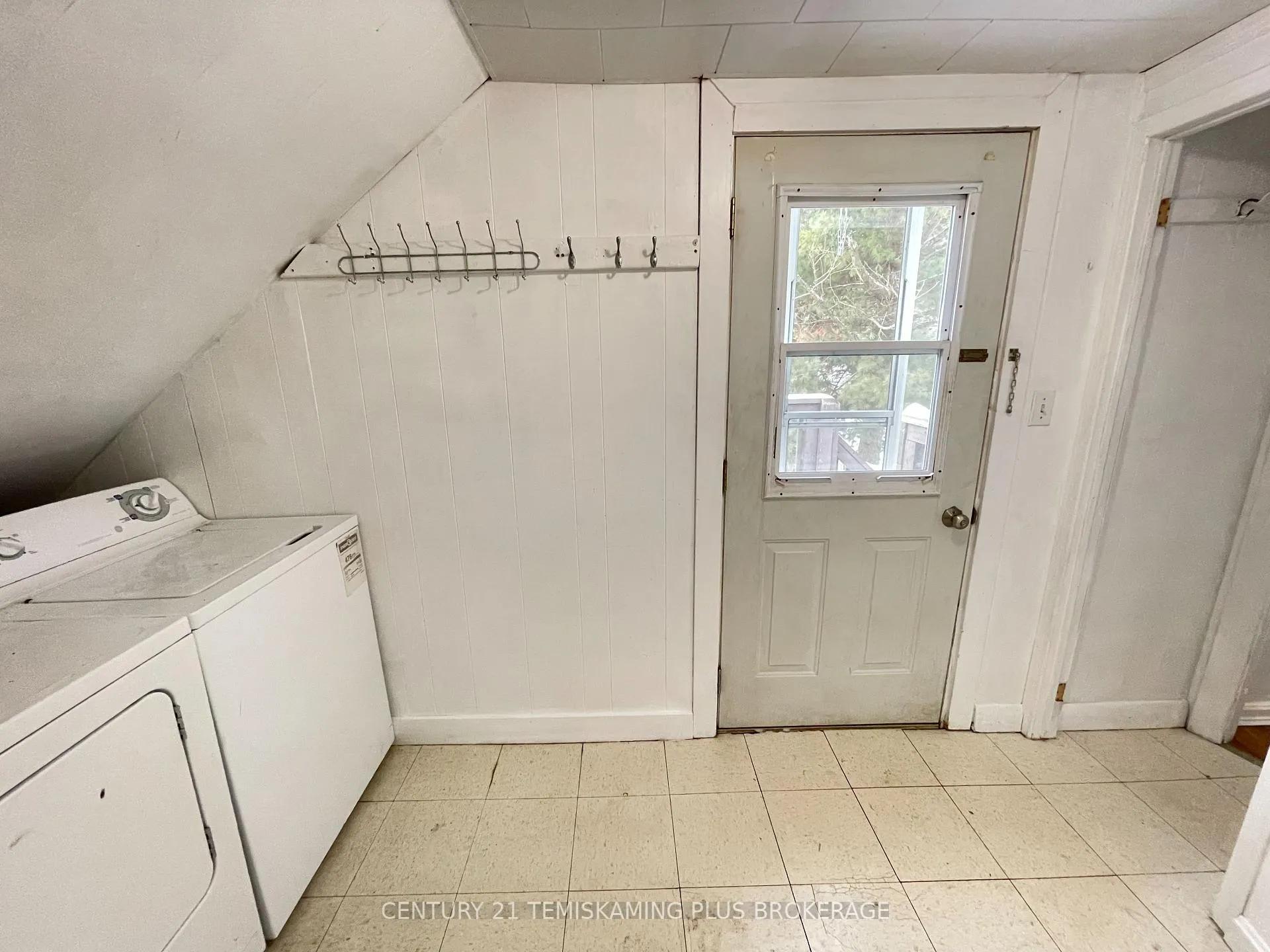 Photo 18 of 390 Farah Avenue, Temiskaming Shores, New Liskeard — HOMEH