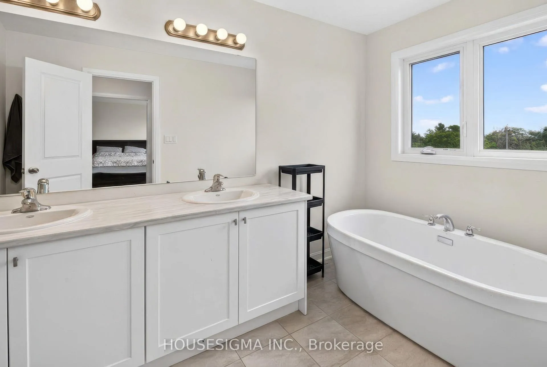Photo 25 of 32 Oakmont Drive, Loyalist, Bath — HOMEH