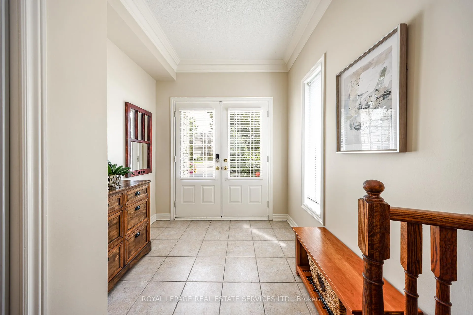 Photo 13 of 10 Sandway Crescent, Vaughan, Maple — HOMEH