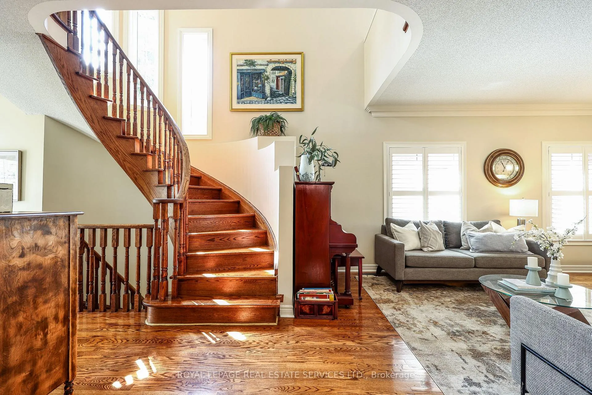 Photo 15 of 10 Sandway Crescent, Vaughan, Maple — HOMEH