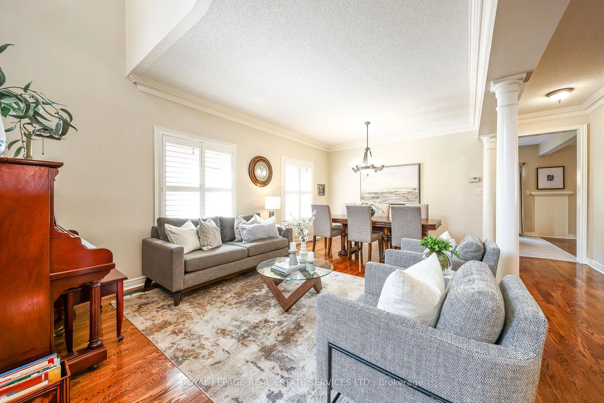 Photo 17 of 10 Sandway Crescent, Vaughan, Maple — HOMEH