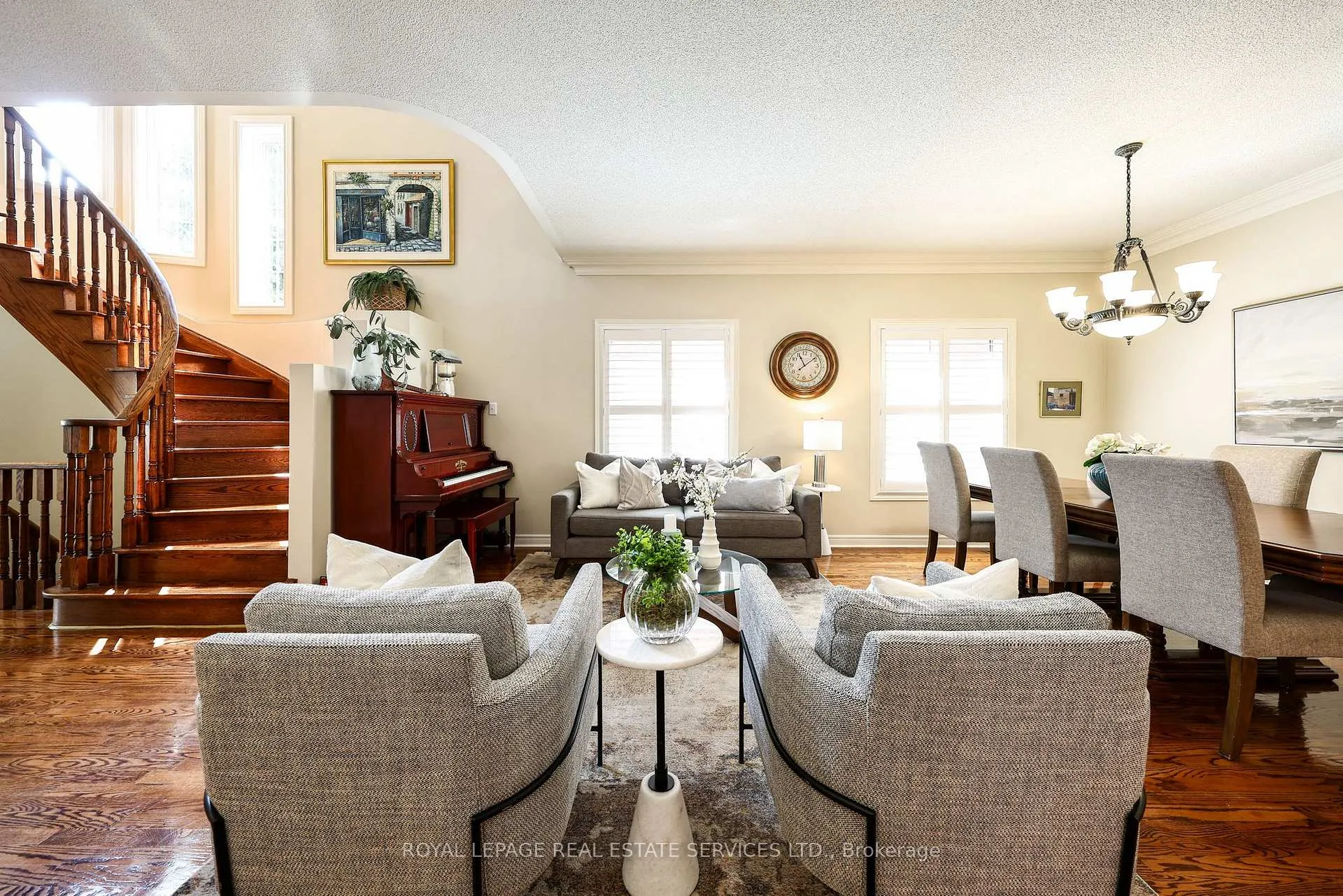 Photo 19 of 10 Sandway Crescent, Vaughan, Maple — HOMEH