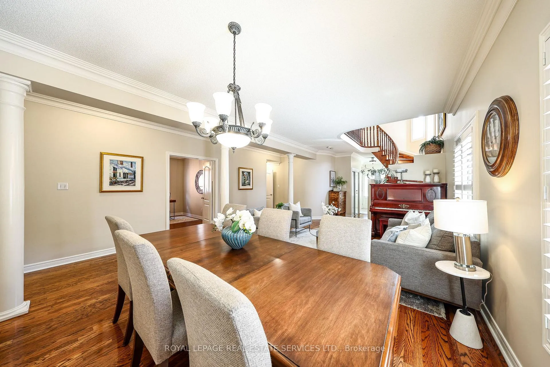 Photo 24 of 10 Sandway Crescent, Vaughan, Maple — HOMEH