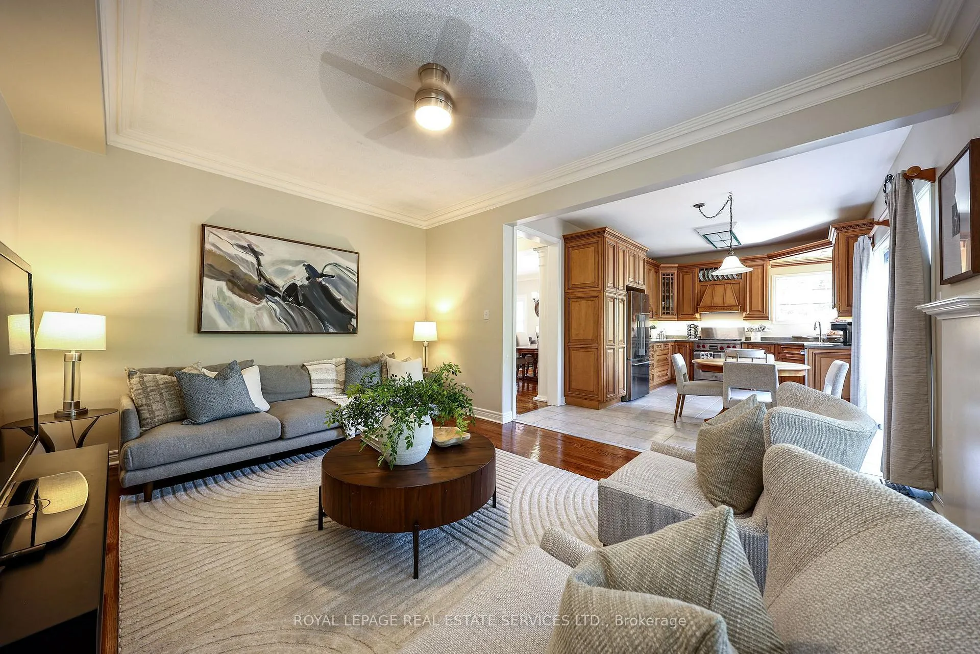 Photo 28 of 10 Sandway Crescent, Vaughan, Maple — HOMEH