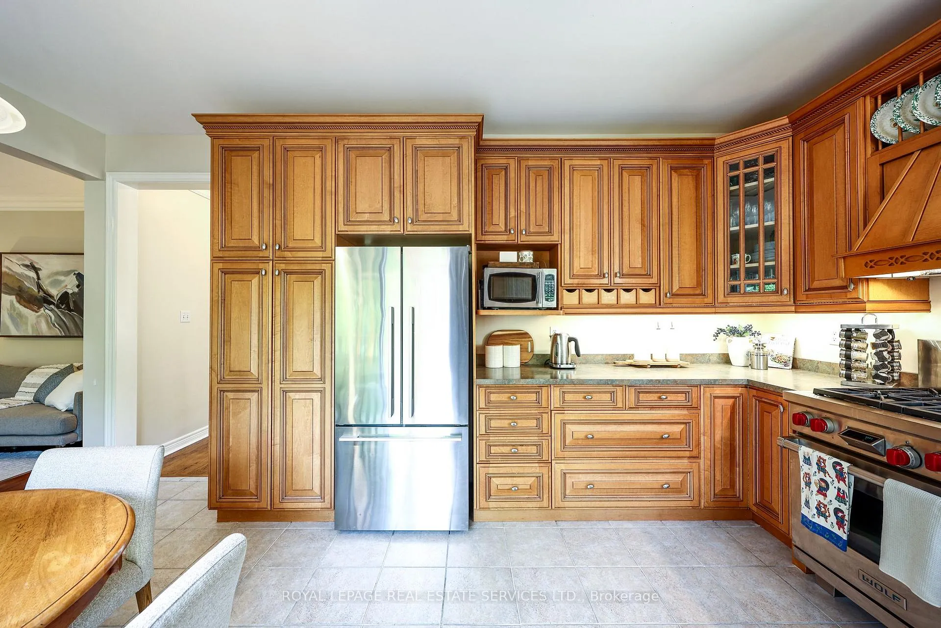 Photo 34 of 10 Sandway Crescent, Vaughan, Maple — HOMEH