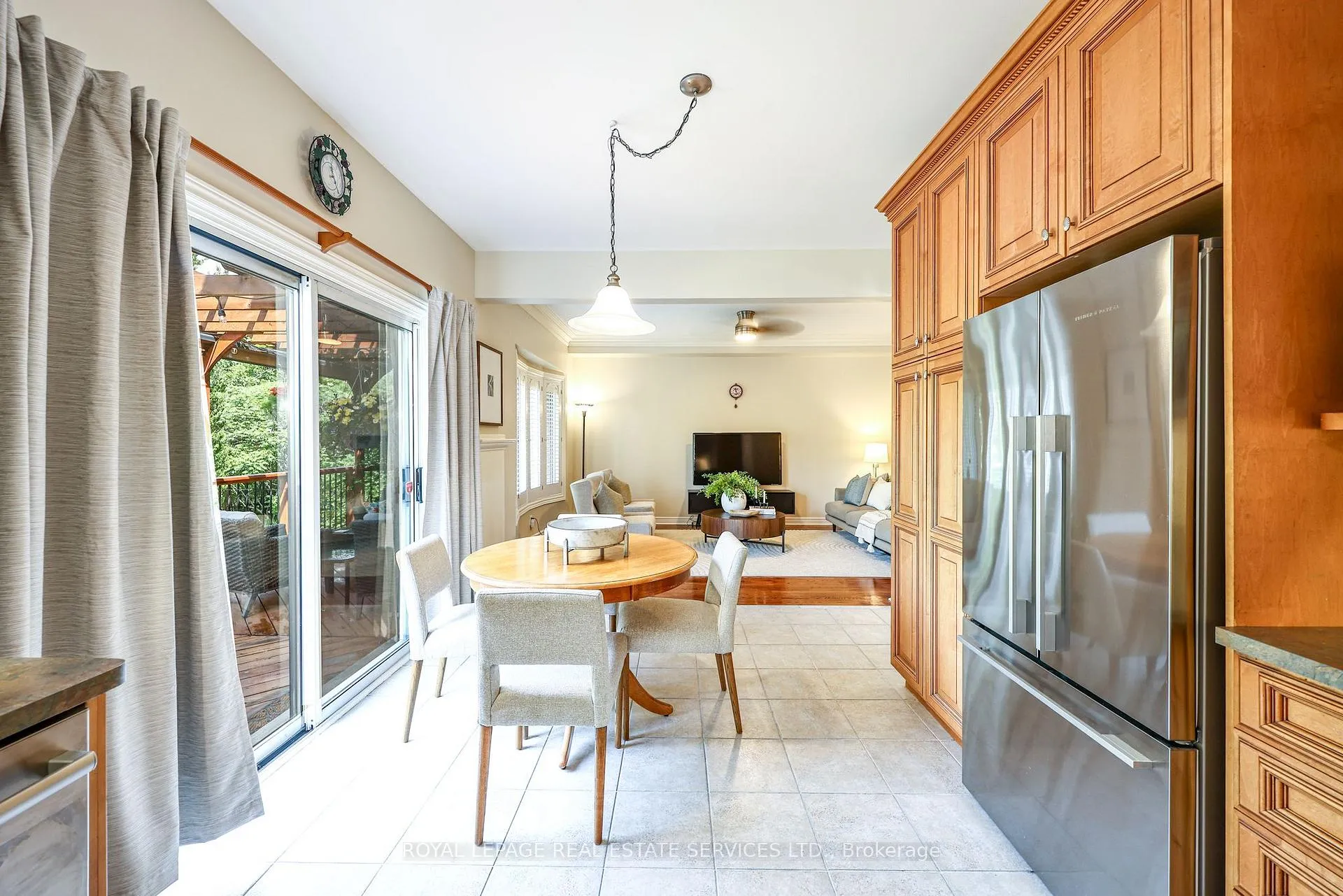 Photo 35 of 10 Sandway Crescent, Vaughan, Maple — HOMEH