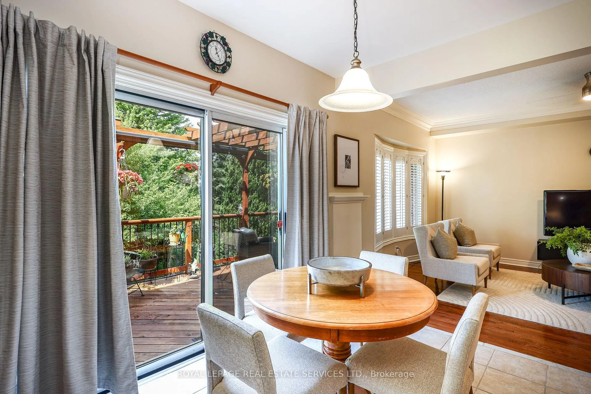 Photo 37 of 10 Sandway Crescent, Vaughan, Maple — HOMEH