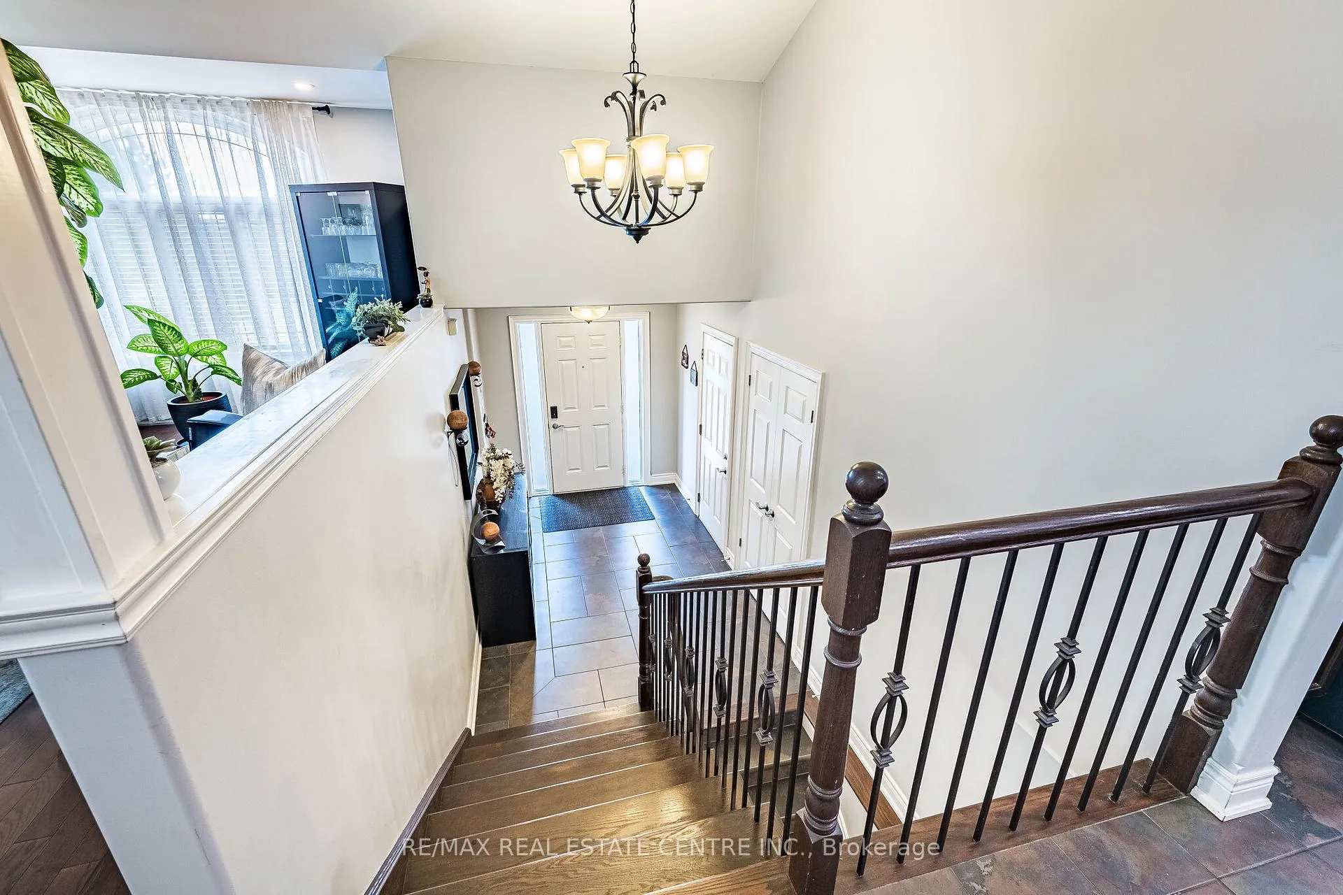 Photo 9 of 8493 Glavcic Drive, Niagara Falls, Forestview — HOMEH