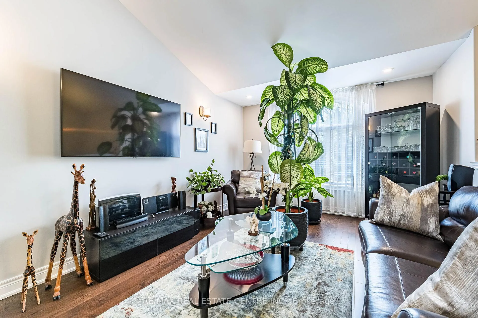 Photo 22 of 8493 Glavcic Drive, Niagara Falls, Forestview — HOMEH