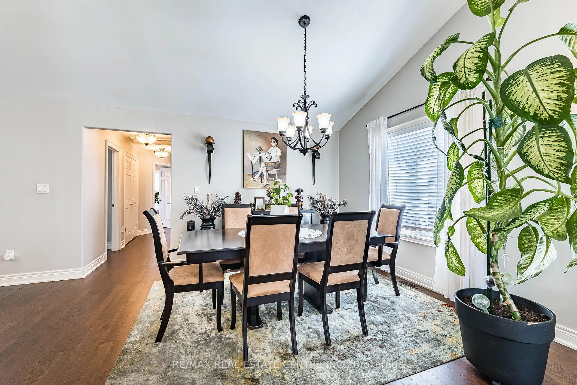 Photo 23 of 8493 Glavcic Drive, Niagara Falls, Forestview — HOMEH