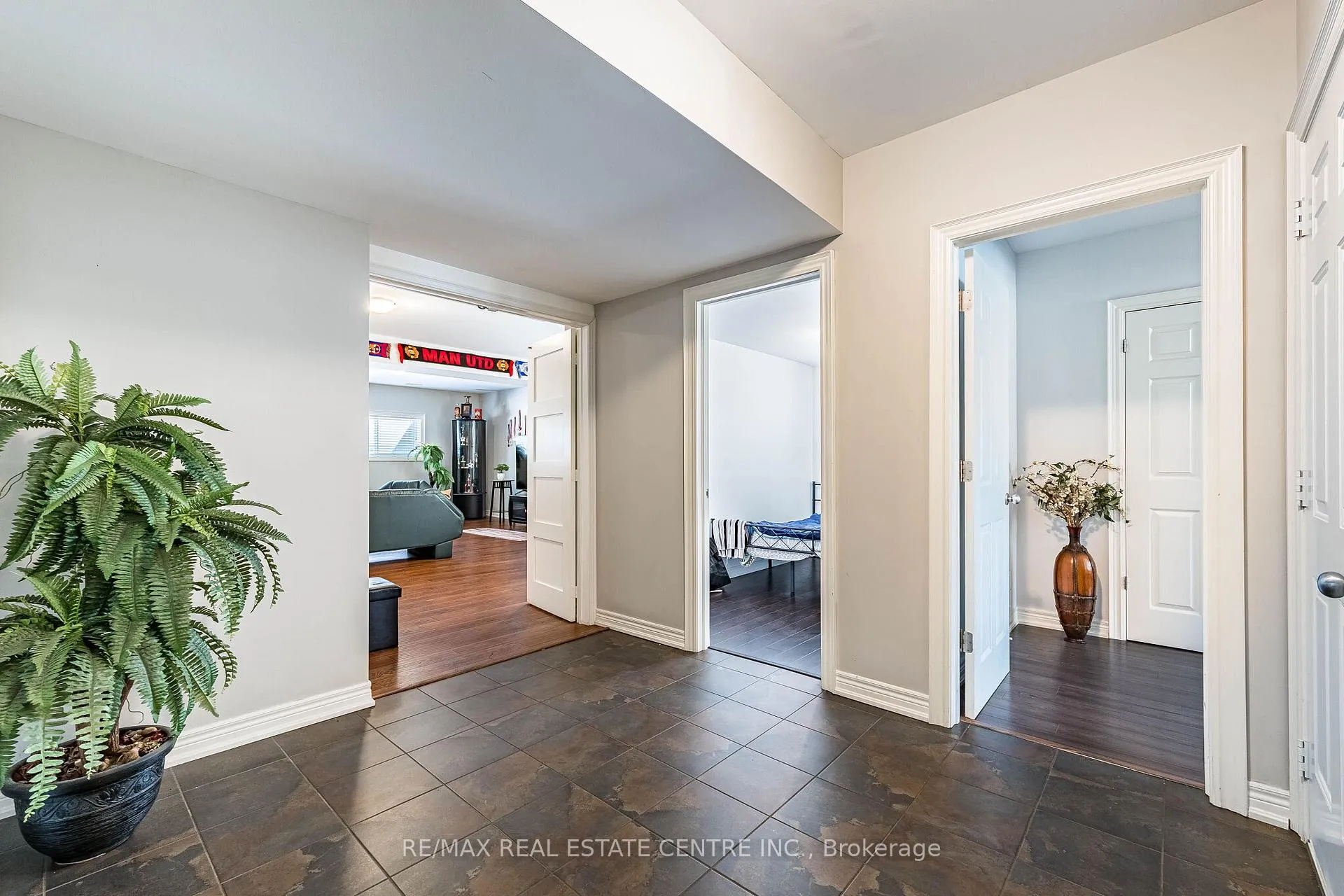 Photo 36 of 8493 Glavcic Drive, Niagara Falls, Forestview — HOMEH