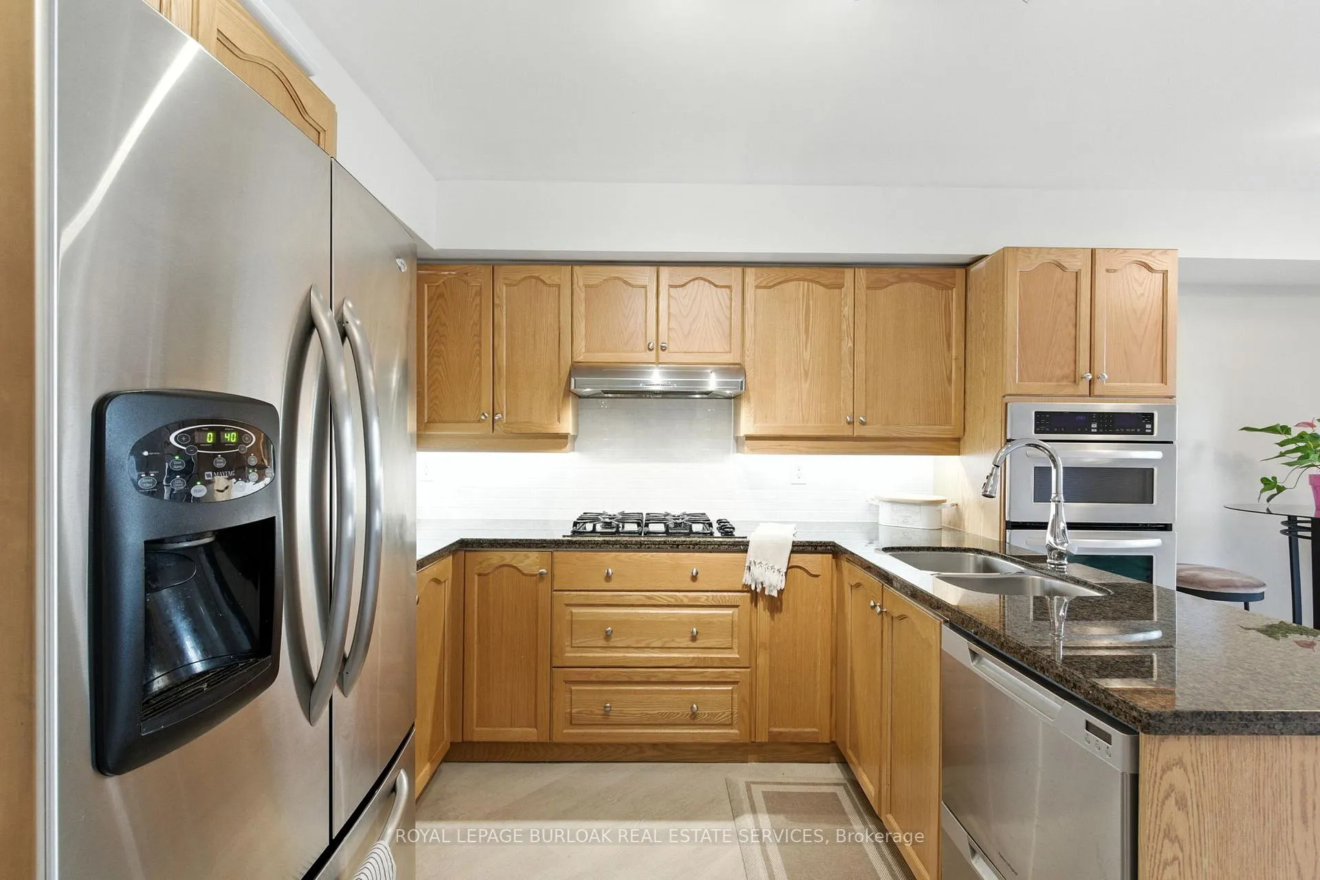 Photo 11 of Unit 7, 442 Maple Avenue, Burlington, Brant — HOMEH