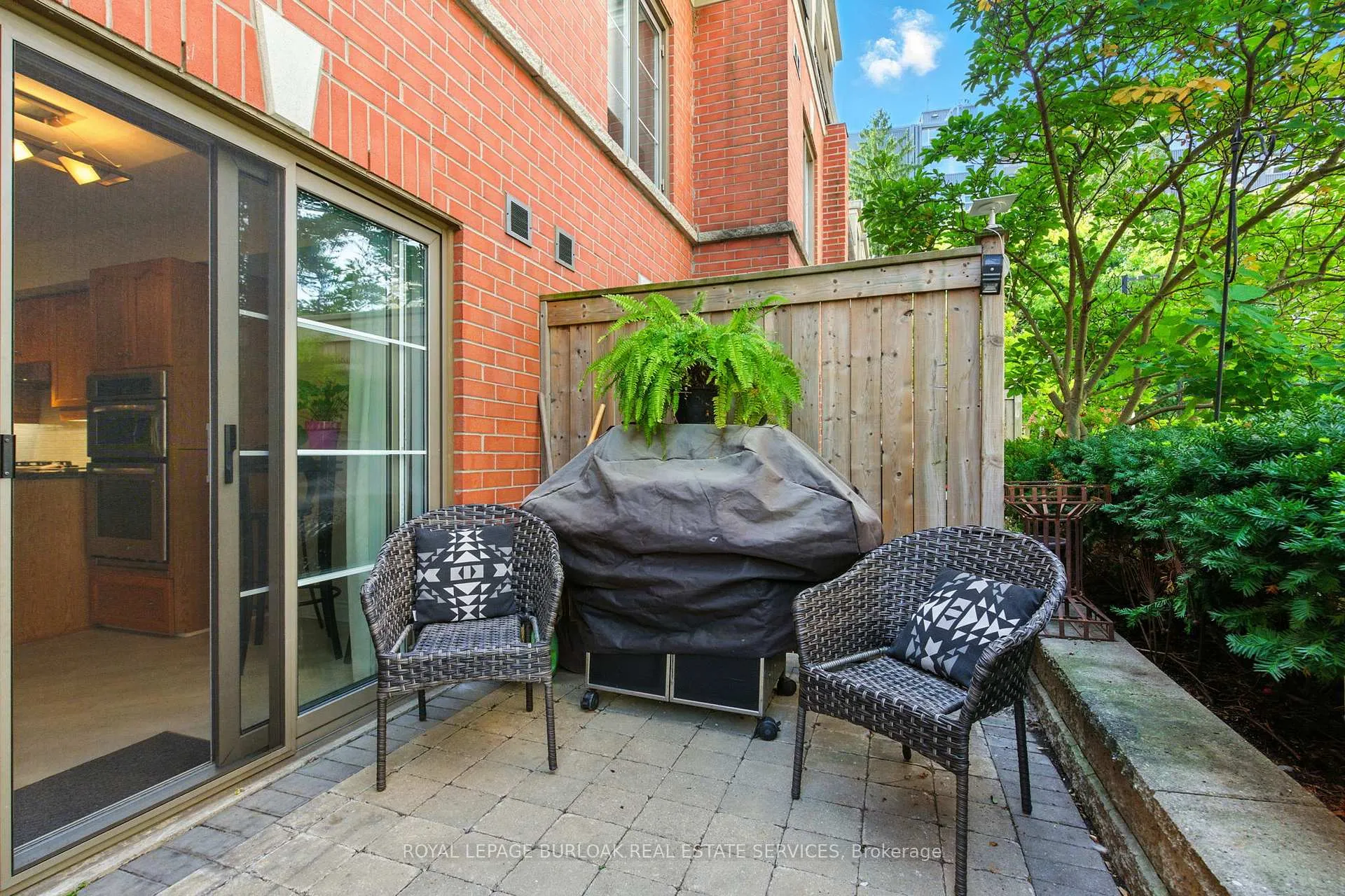 Photo 14 of Unit 7, 442 Maple Avenue, Burlington, Brant — HOMEH