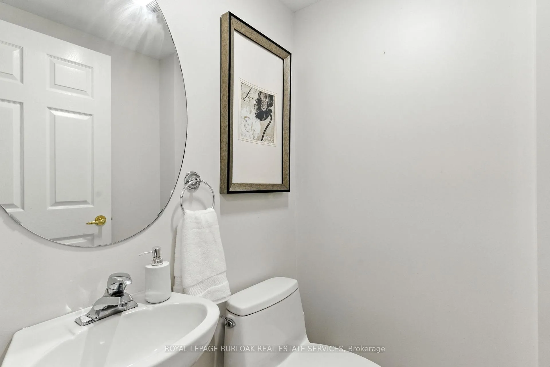 Photo 15 of Unit 7, 442 Maple Avenue, Burlington, Brant — HOMEH