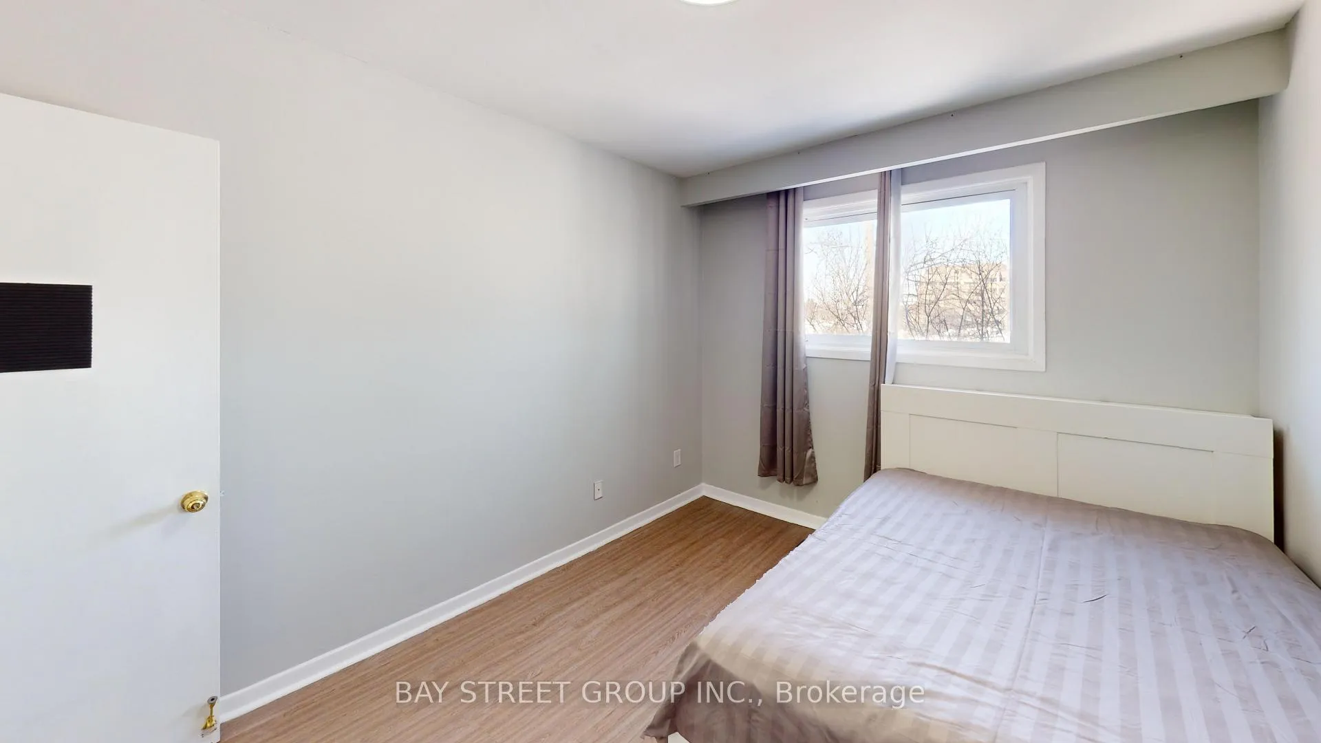 Photo 12 of 42 Iangrove Terrace, Scarborough, L'Amoreaux — HOMEH