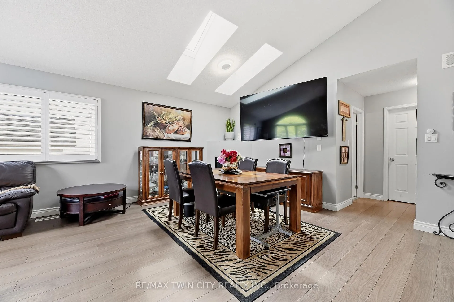 Photo 6 of 59 Morgan Drive, Haldimand — HOMEH