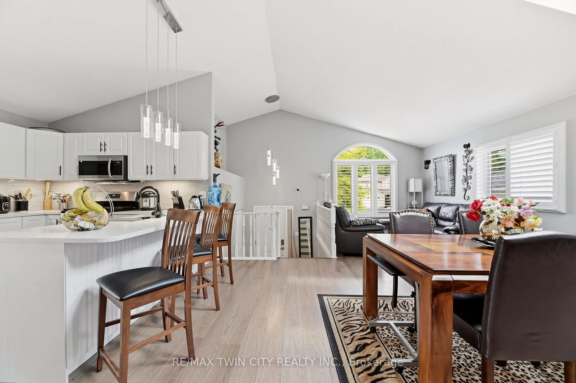 Photo 8 of 59 Morgan Drive, Haldimand — HOMEH