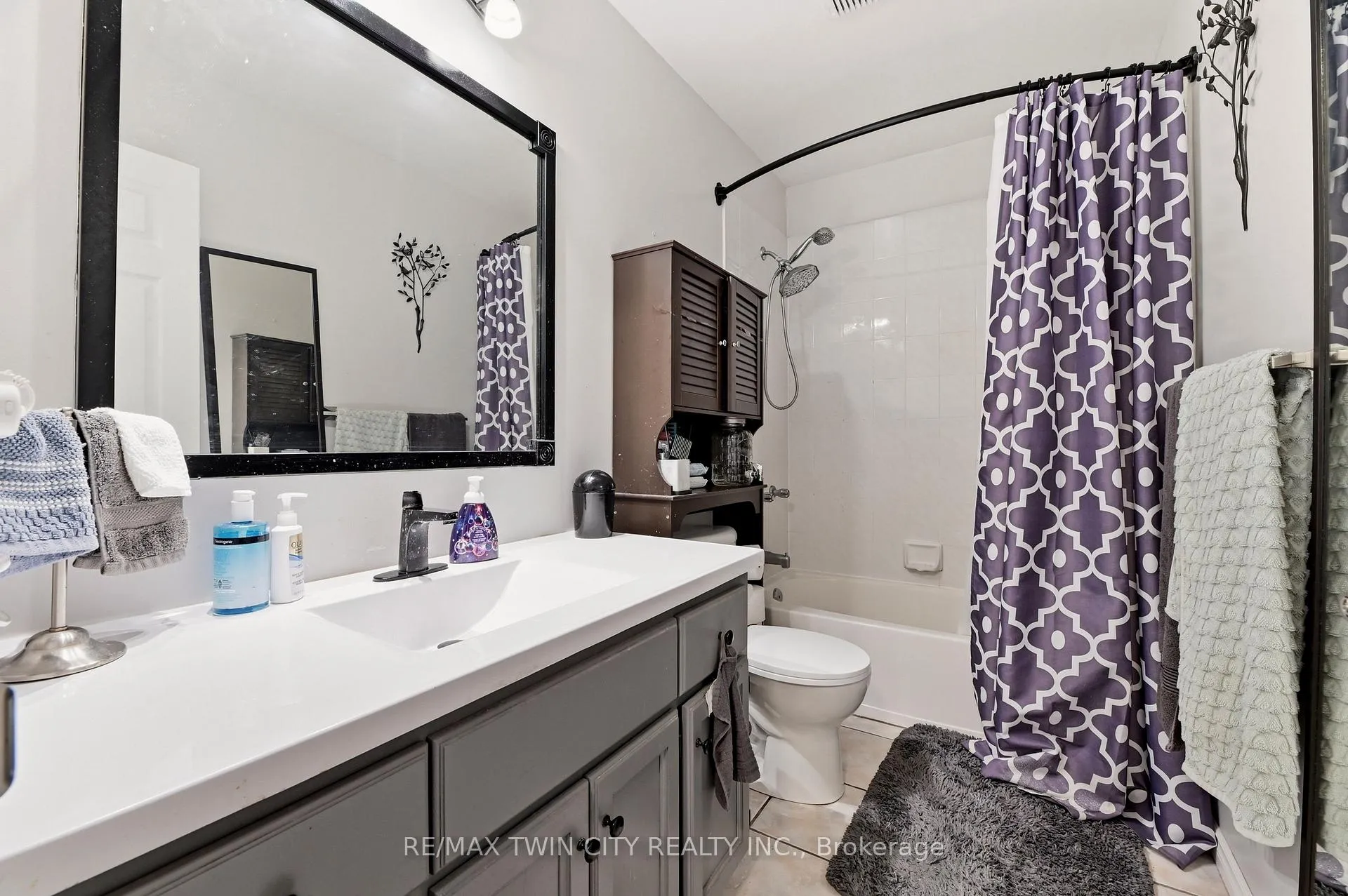 Photo 14 of 59 Morgan Drive, Haldimand — HOMEH