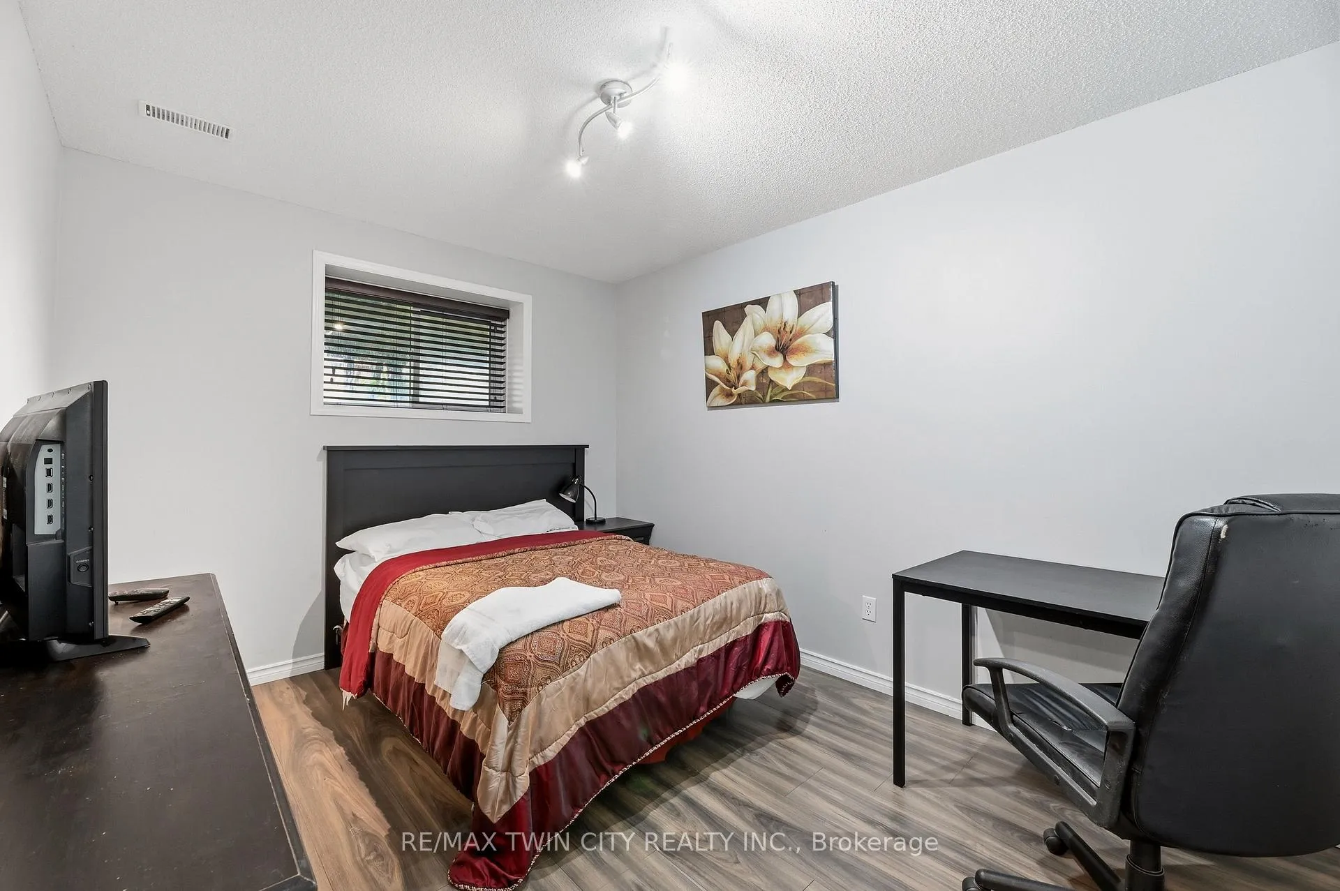 Photo 17 of 59 Morgan Drive, Haldimand — HOMEH