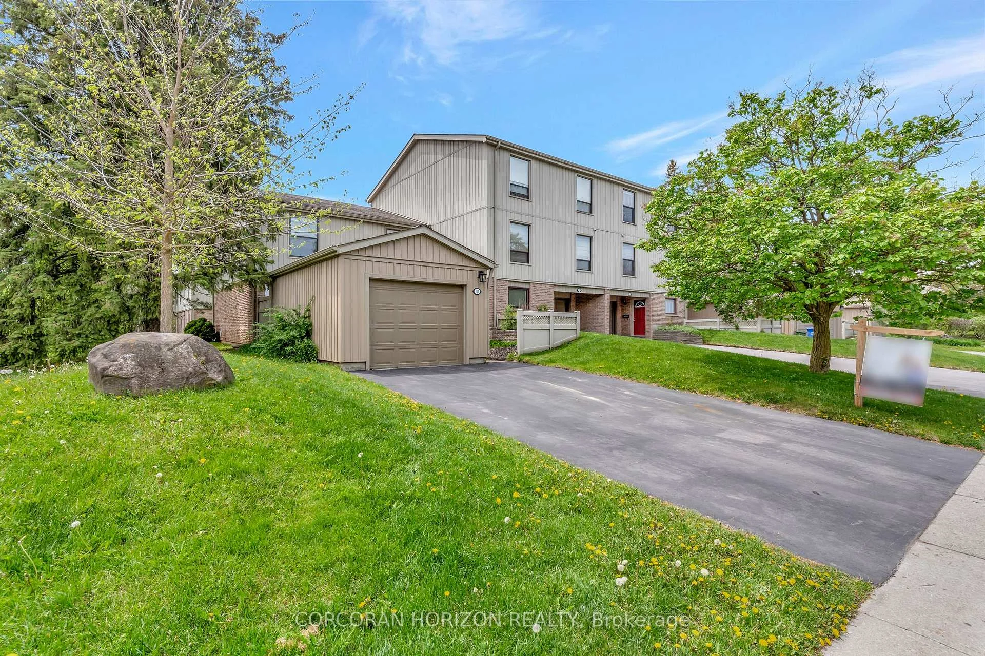 Photo 3 of 175 Janefield Avenue, Guelph, Dovercliffe Park/Old University — HOMEH