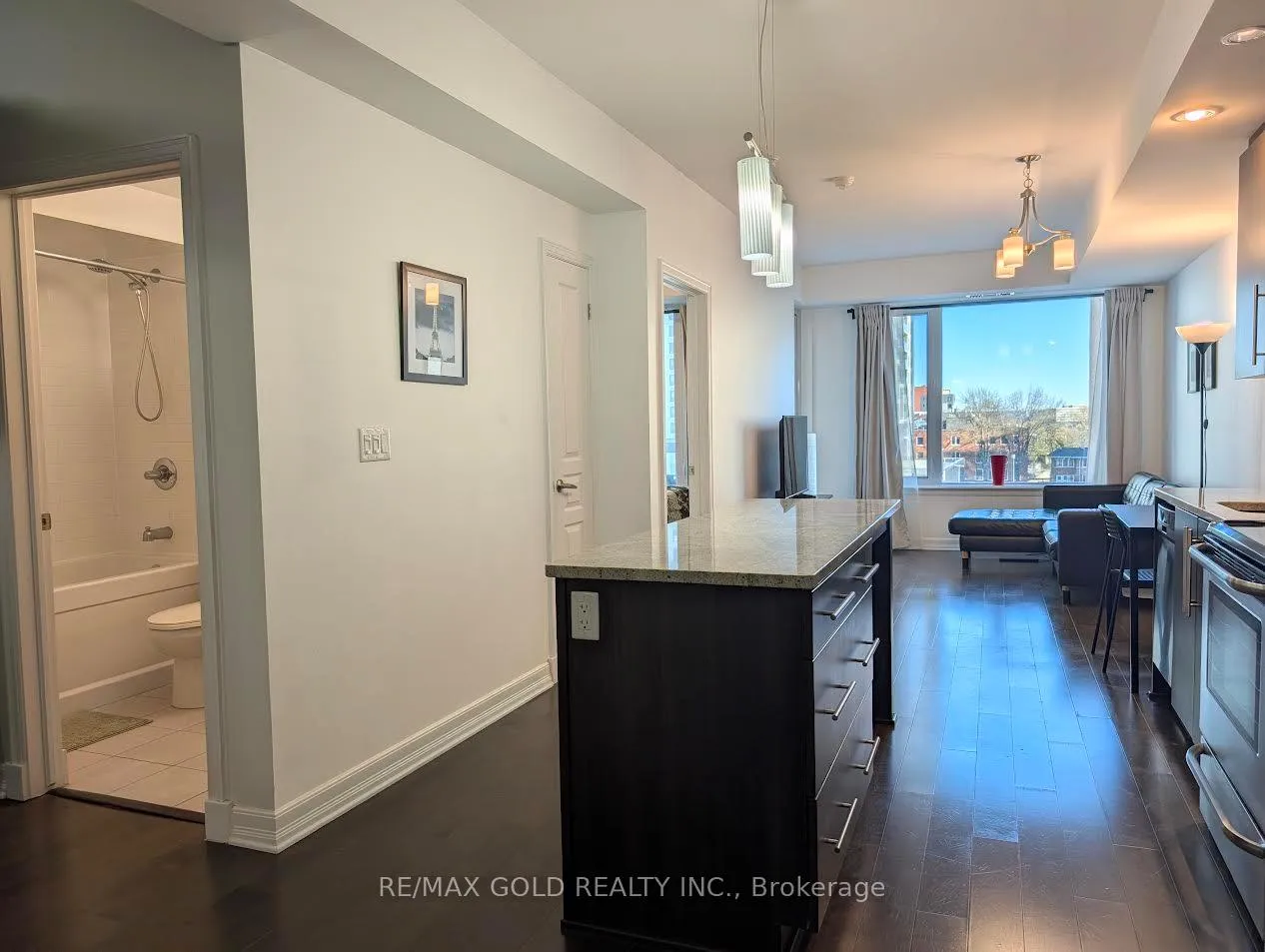 Photo 2 of Unit 407, 238 Besserer Street, Ottawa, Sandy Hill — HOMEH