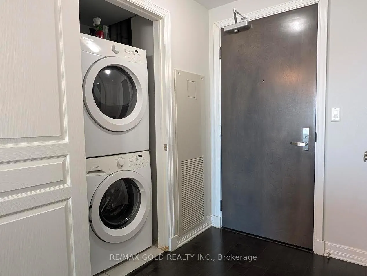 Photo 10 of Unit 407, 238 Besserer Street, Ottawa, Sandy Hill — HOMEH