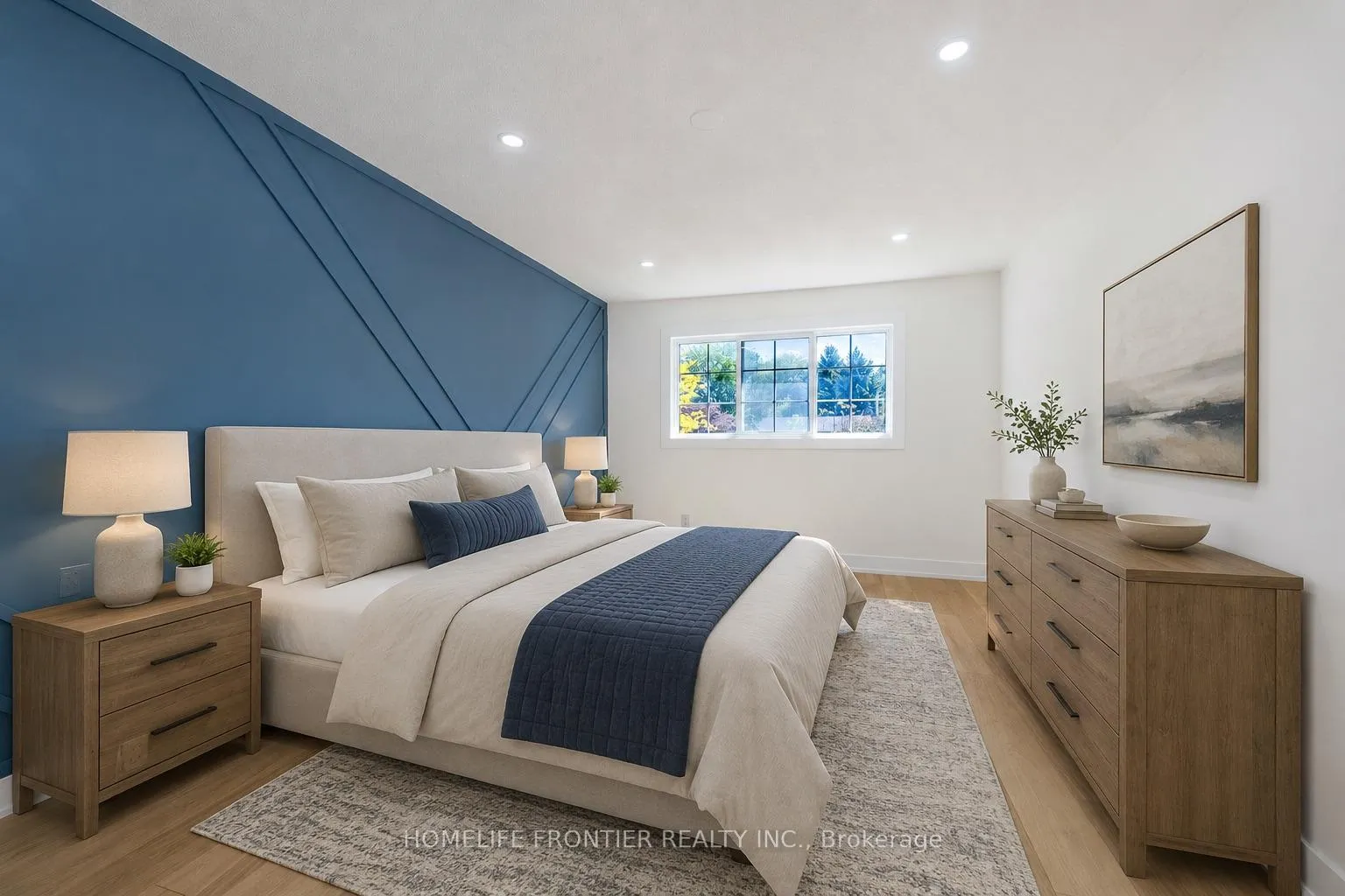 Photo 18 of 40 Rutledge Avenue, Newmarket, Huron Heights-Leslie Valley — HOMEH