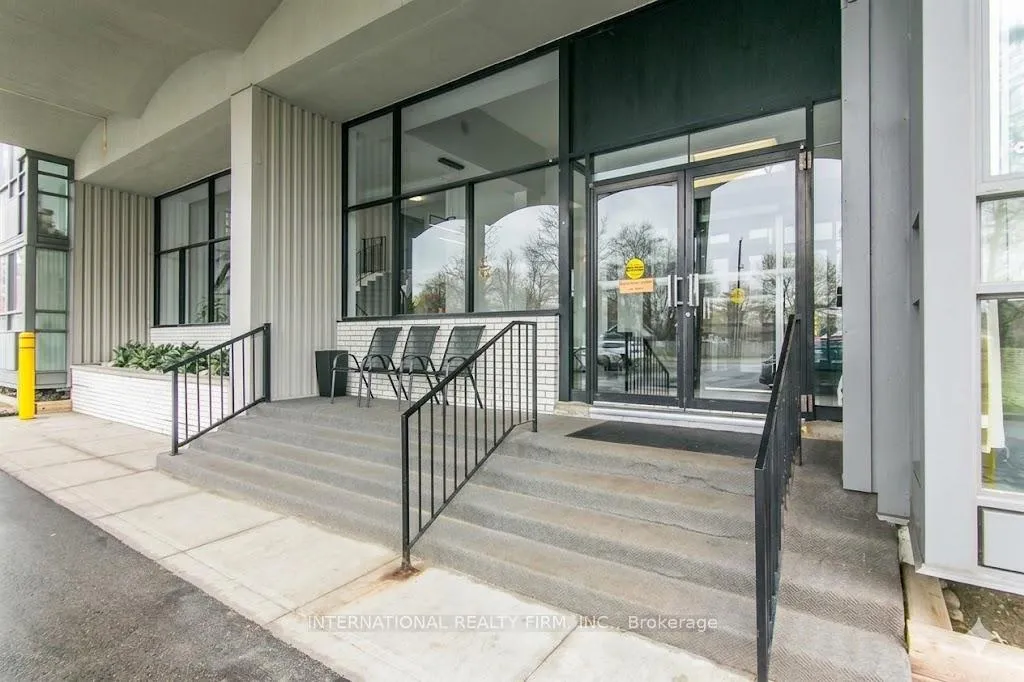 Photo 2 of Unit 401, 24 Midland Drive, Kitchener, Stanley Park — HOMEH