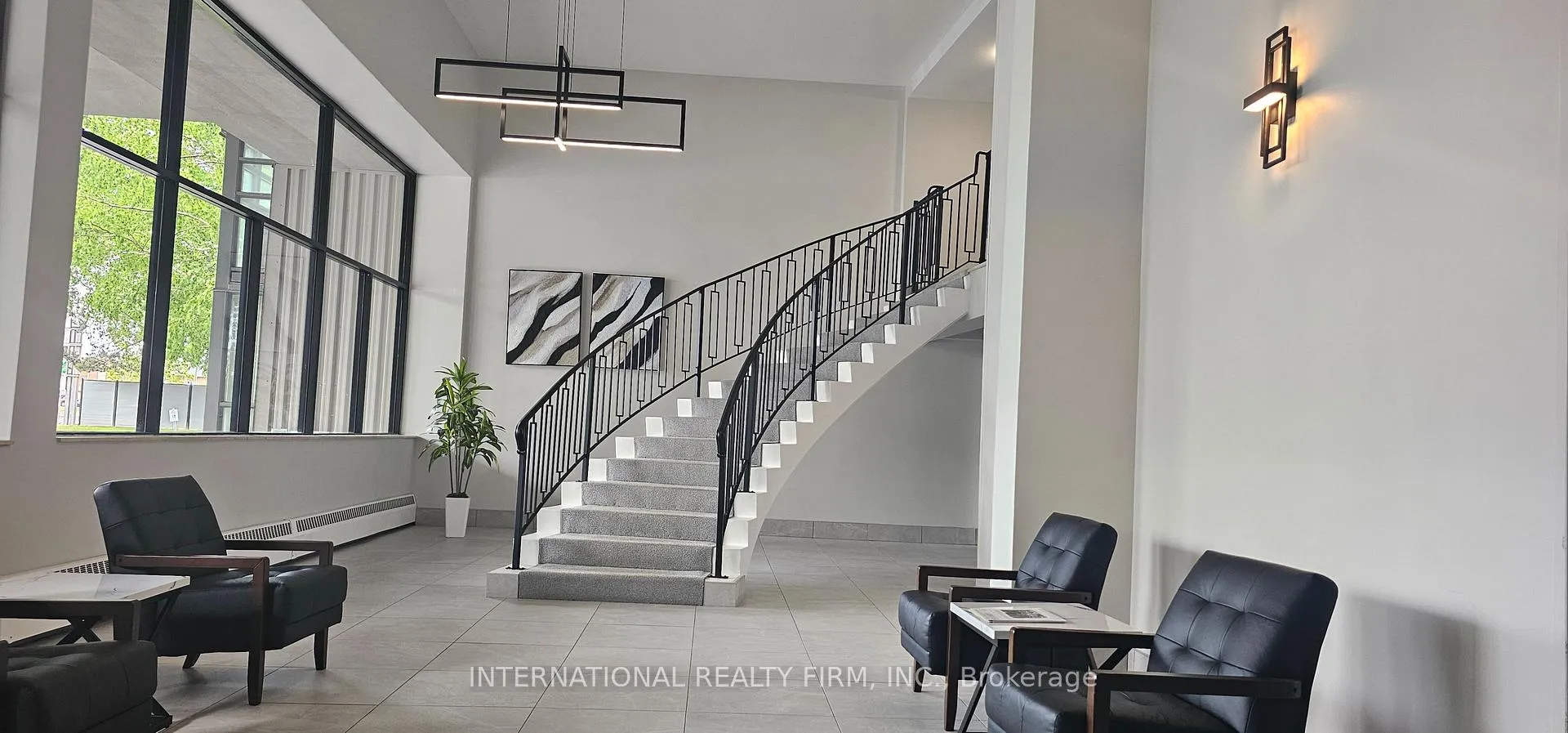 Photo 5 of Unit 401, 24 Midland Drive, Kitchener, Stanley Park — HOMEH