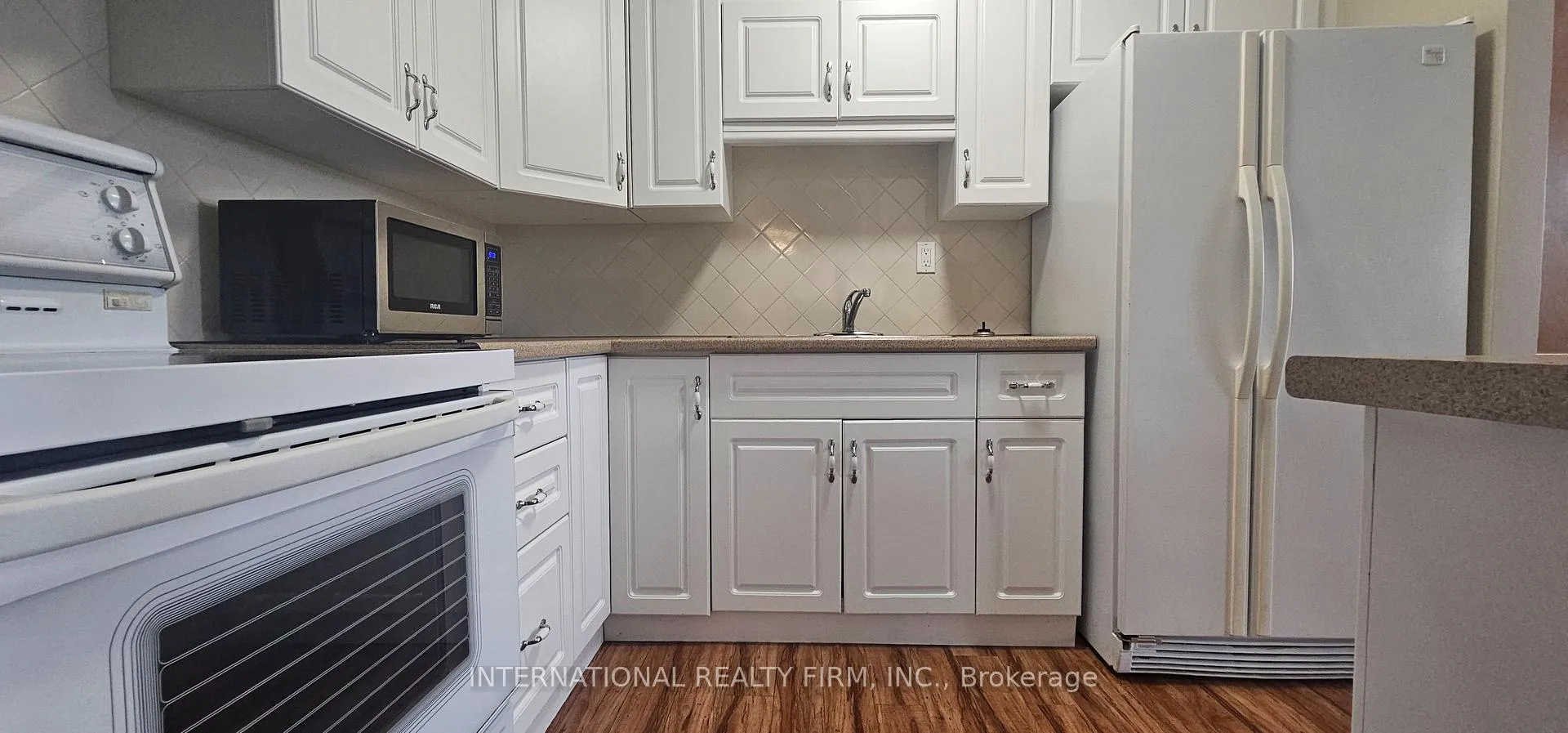 Photo 17 of Unit 401, 24 Midland Drive, Kitchener, Stanley Park — HOMEH