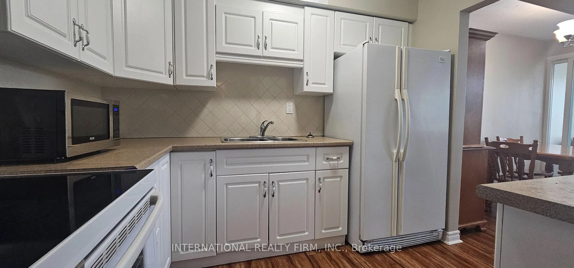 Photo 18 of Unit 401, 24 Midland Drive, Kitchener, Stanley Park — HOMEH