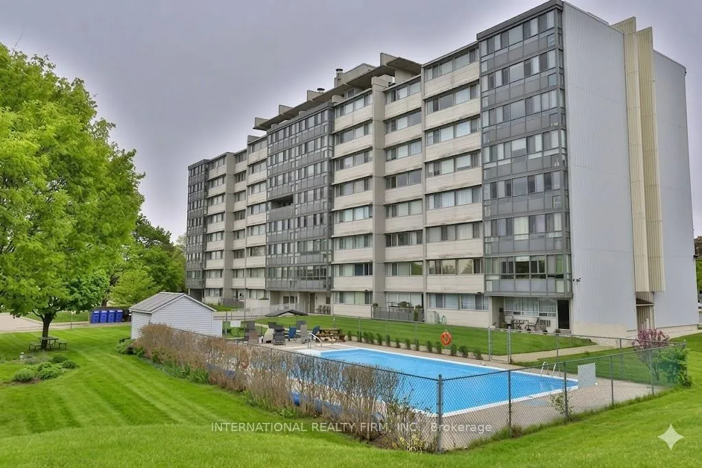 Photo 33 of Unit 401, 24 Midland Drive, Kitchener, Stanley Park — HOMEH