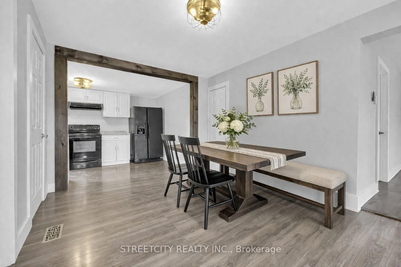 Photo 4 of 190 King Street, Southwest Middlesex, Glencoe — HOMEH