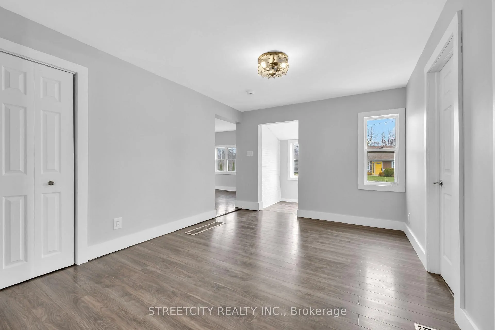 Photo 6 of 190 King Street, Southwest Middlesex, Glencoe — HOMEH