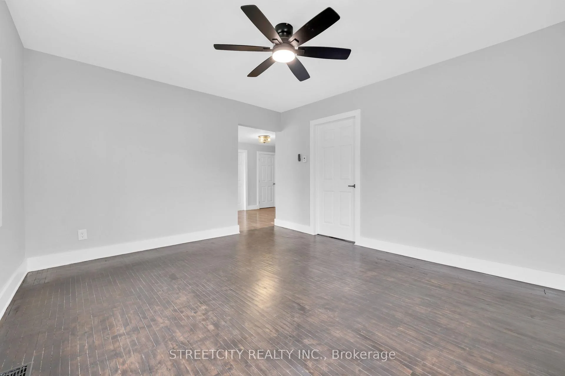 Photo 12 of 190 King Street, Southwest Middlesex, Glencoe — HOMEH