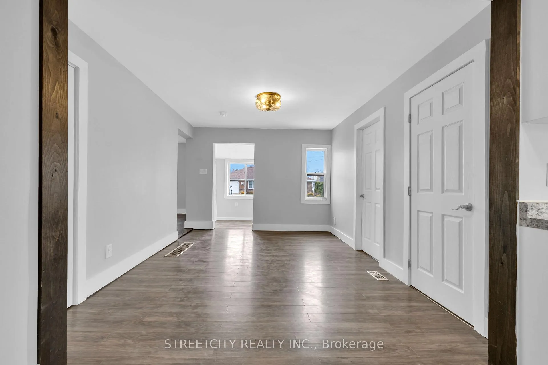 Photo 19 of 190 King Street, Southwest Middlesex, Glencoe — HOMEH