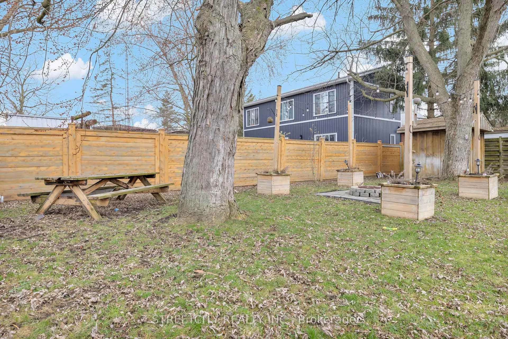Photo 29 of 190 King Street, Southwest Middlesex, Glencoe — HOMEH