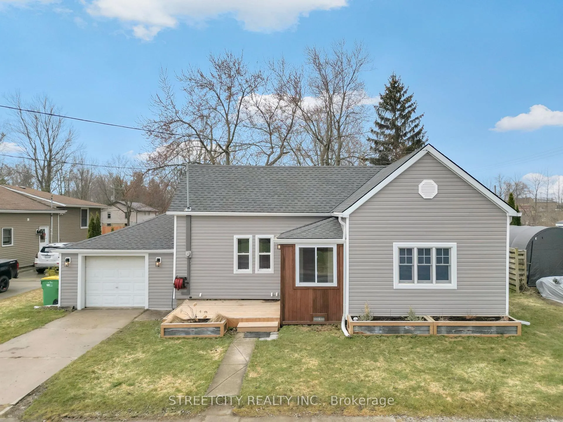 Photo 36 of 190 King Street, Southwest Middlesex, Glencoe — HOMEH