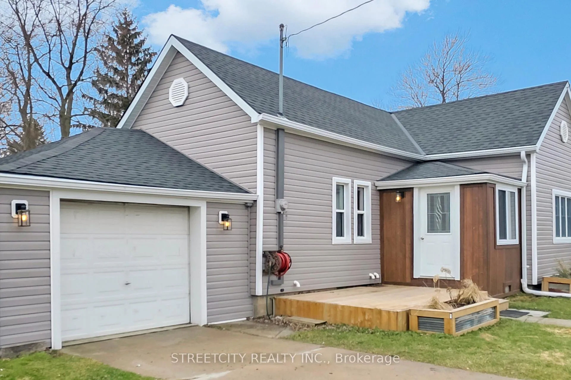 Photo 37 of 190 King Street, Southwest Middlesex, Glencoe — HOMEH