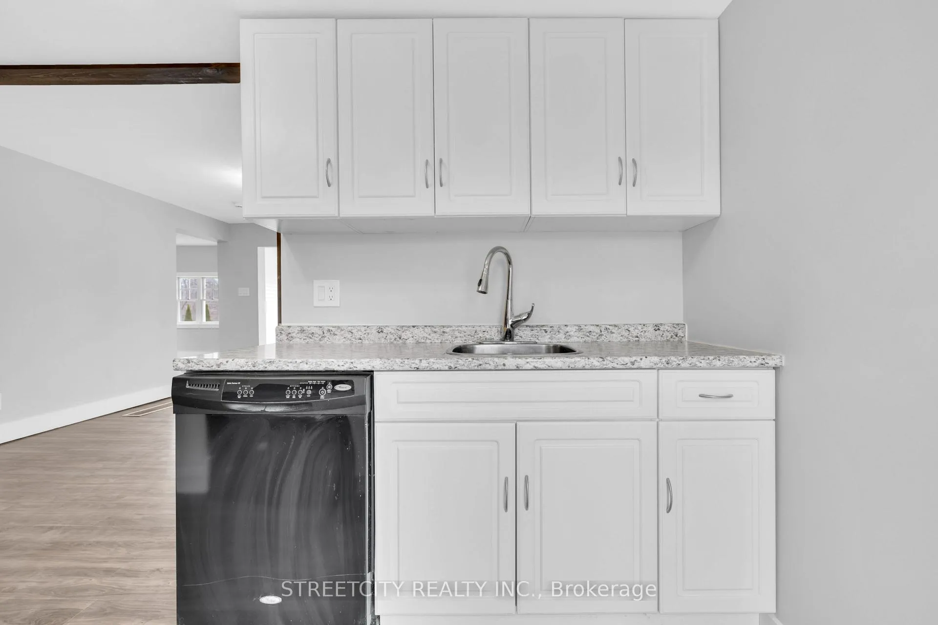 Photo 42 of 190 King Street, Southwest Middlesex, Glencoe — HOMEH