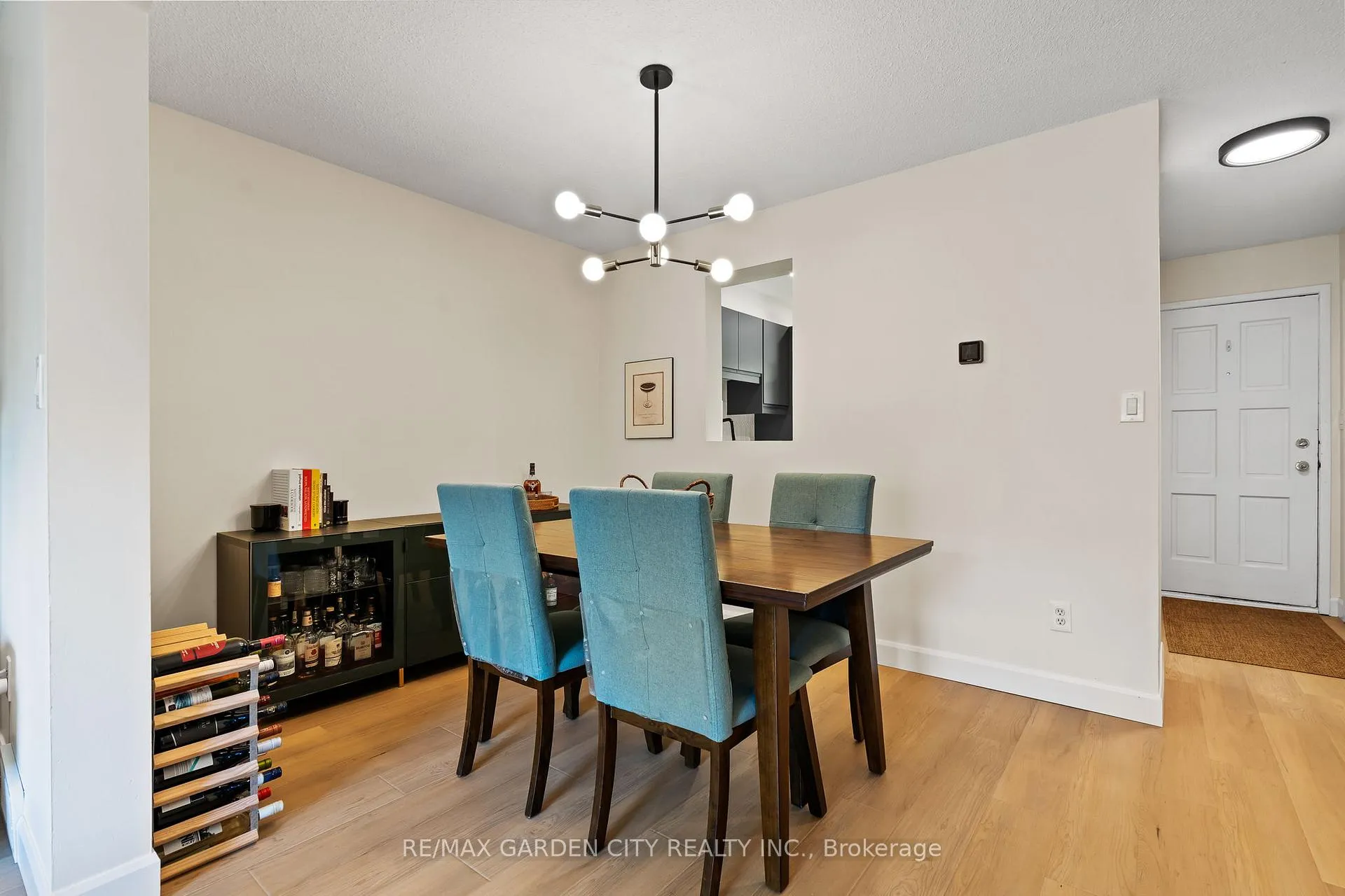 Photo 12 of Unit 32, 75 Ventura Drive, St. Catharines, Haig — HOMEH