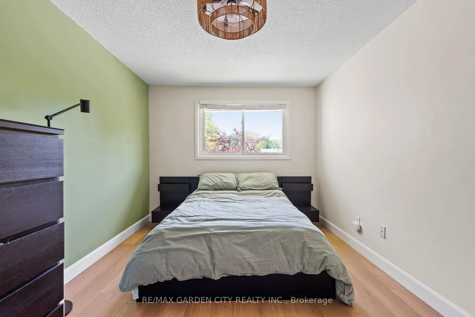 Photo 21 of Unit 32, 75 Ventura Drive, St. Catharines, Haig — HOMEH