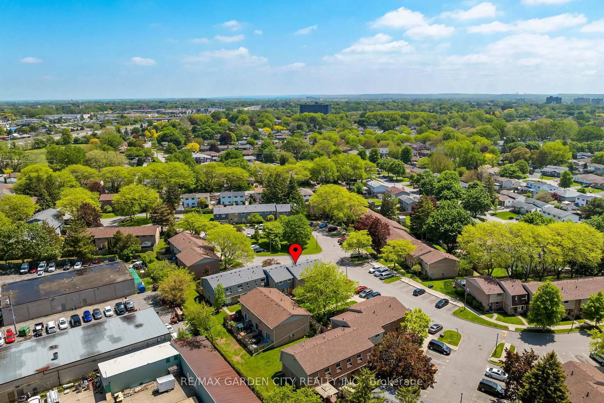Photo 36 of Unit 32, 75 Ventura Drive, St. Catharines, Haig — HOMEH