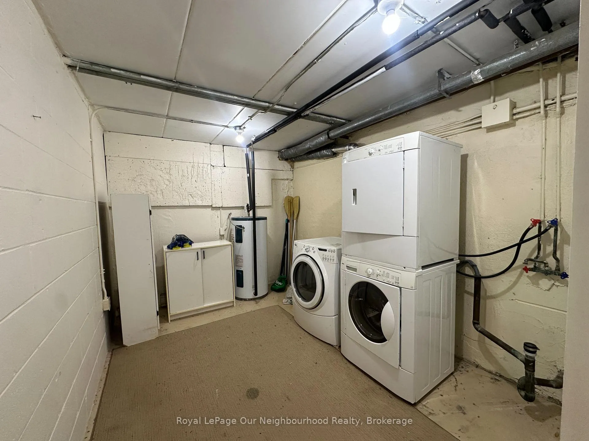 Photo 15 of Unit 39, 43 Taunton Road E, Oshawa, Centennial — HOMEH