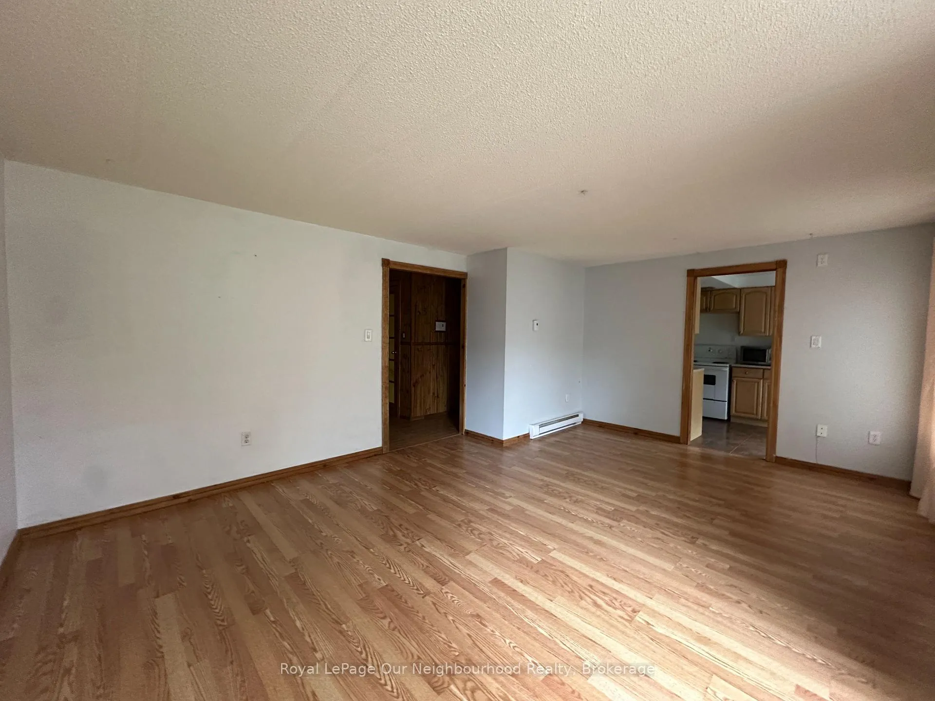 Photo 16 of Unit 39, 43 Taunton Road E, Oshawa, Centennial — HOMEH