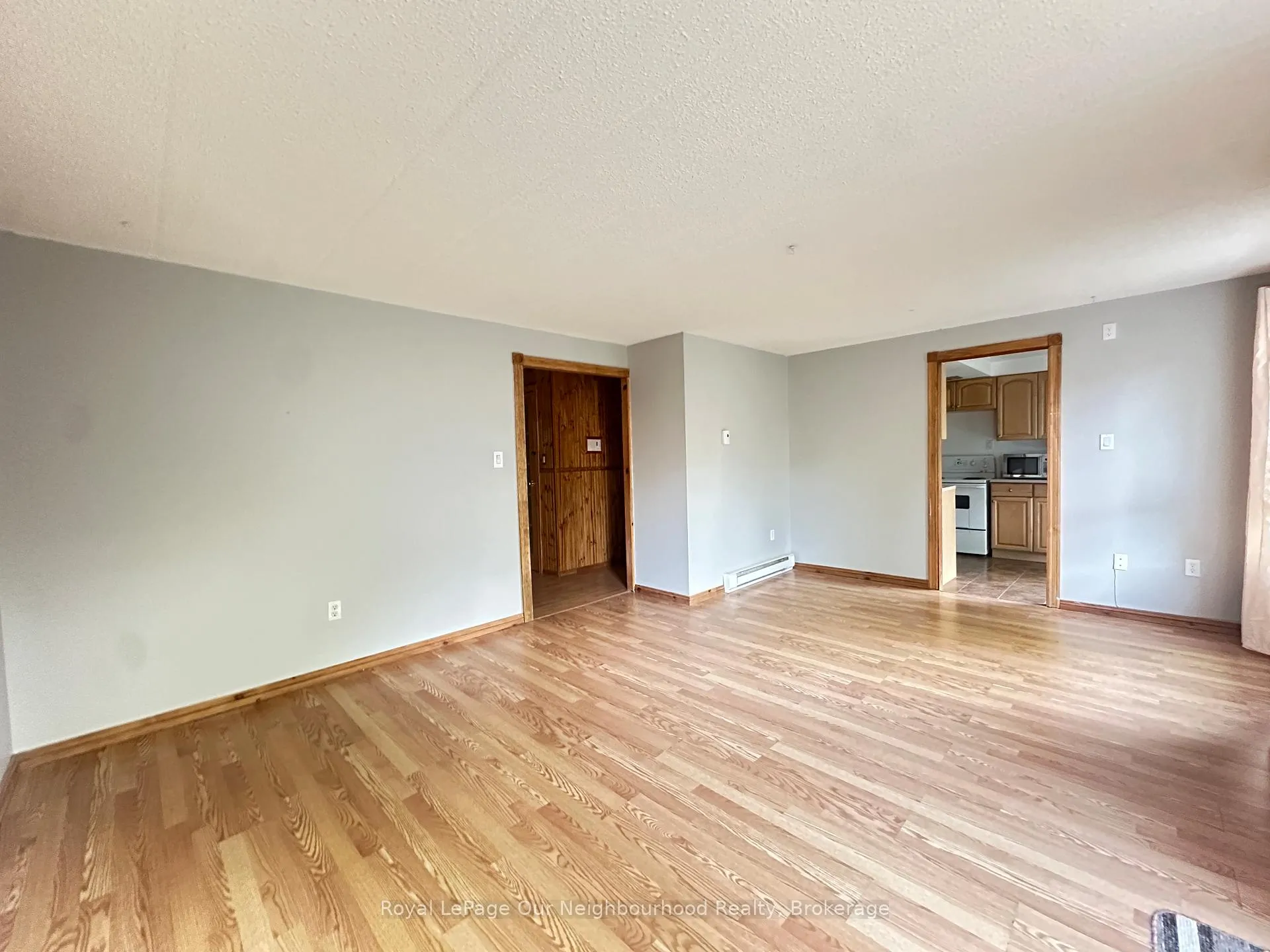Photo 23 of Unit 39, 43 Taunton Road E, Oshawa, Centennial — HOMEH