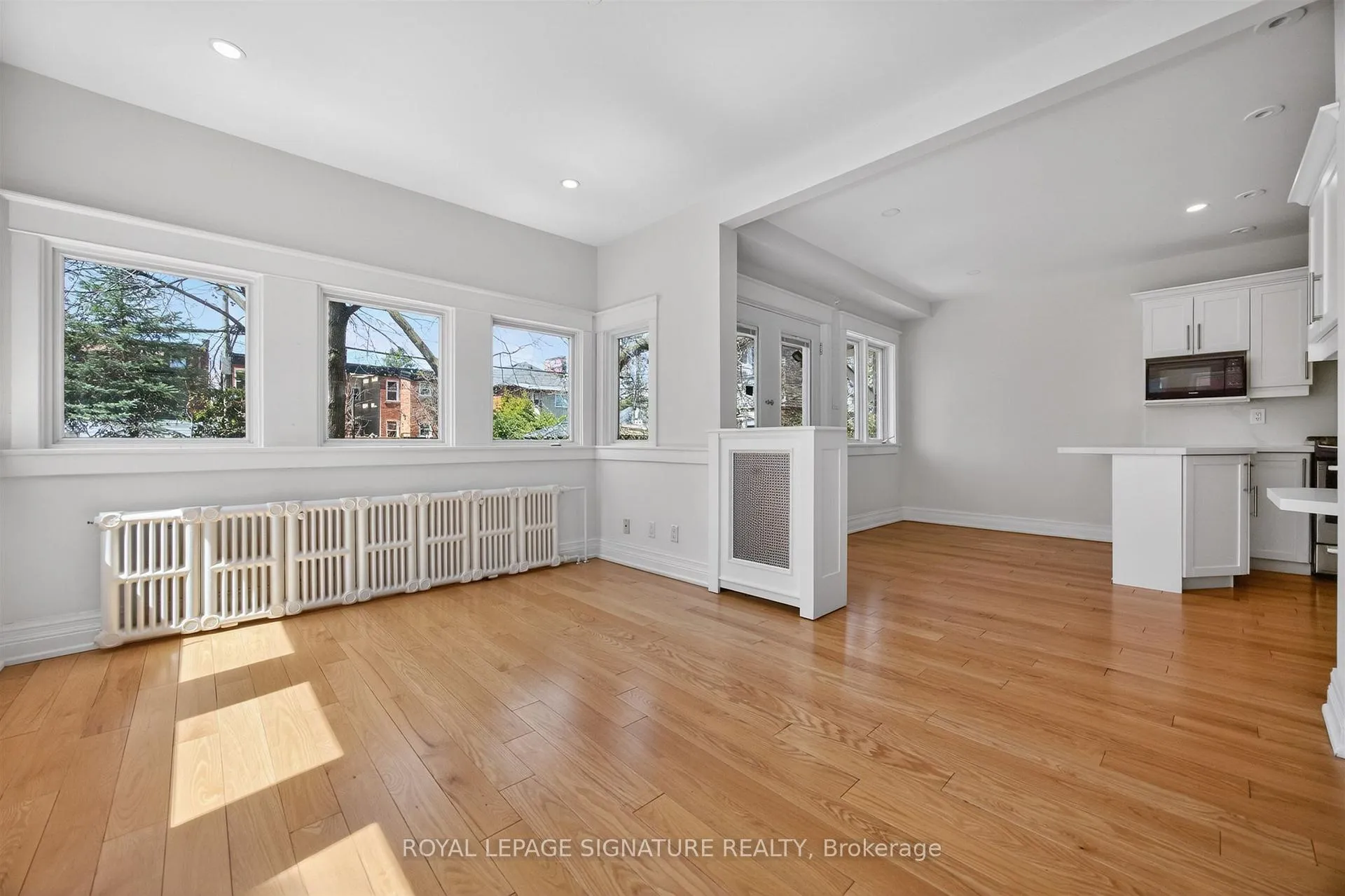 Photo 12 of 426 Armadale Avenue, Toronto, Runnymede-Bloor West Village — HOMEH