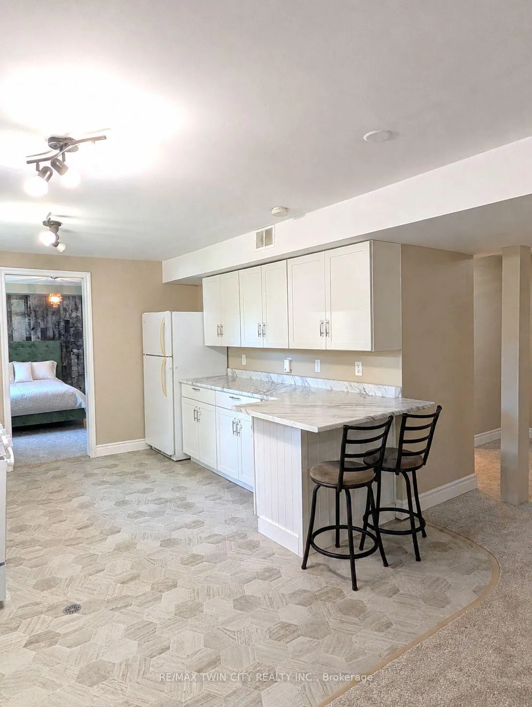 Photo 6 of Unit Lower, 25 Stephens Court, Norfolk, Simcoe — HOMEH