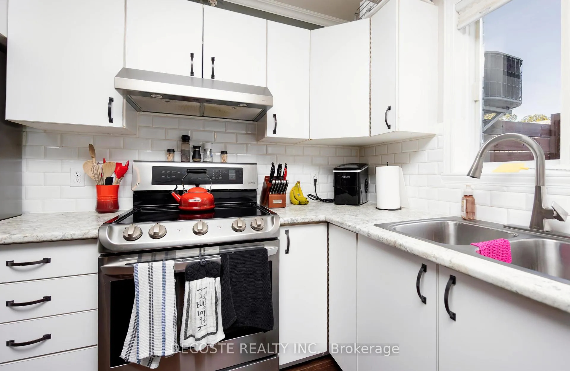 Photo 9 of 87 St George Street E, North Glengarry, Alexandria — HOMEH