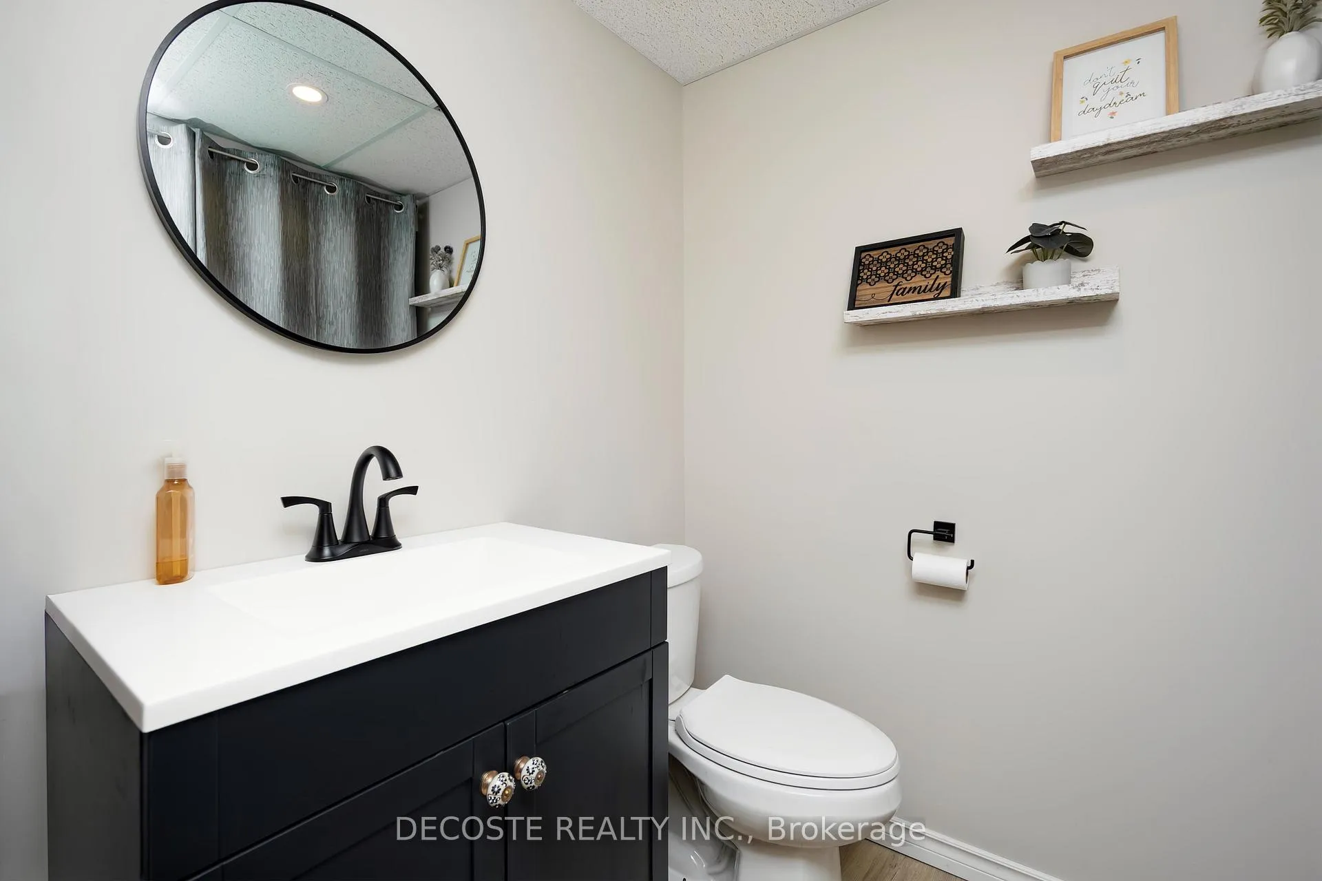 Photo 24 of 87 St George Street E, North Glengarry, Alexandria — HOMEH